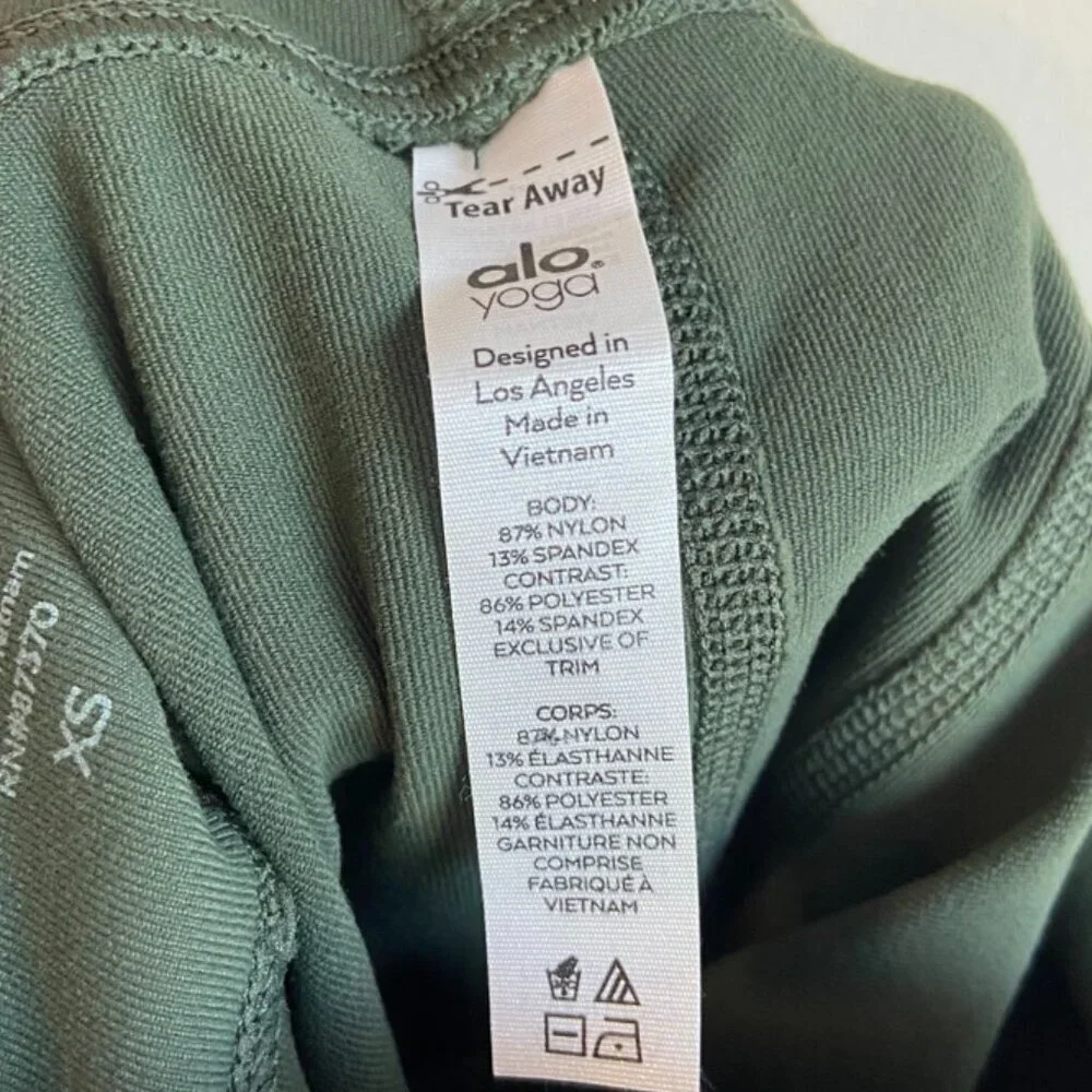 NWOT Alo Yoga Hunter Green High Waist Moto Leggings
